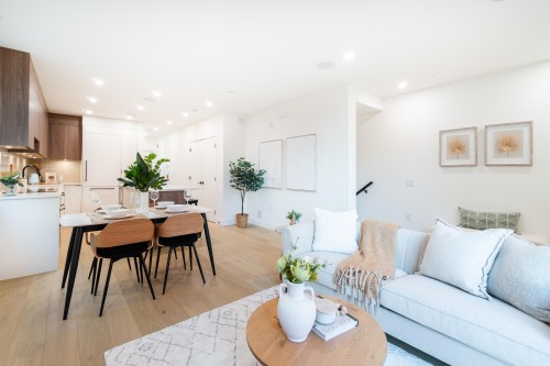 104-1550 3Rd Avenue E, Vancouver, BC 