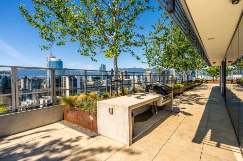 2703-1111 Richards Street, Vancouver, BC 