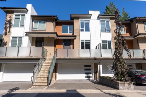 4676 Capilano Road, North Vancouver, BC 