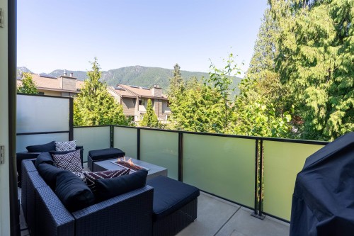 4676 Capilano Road, North Vancouver, BC 