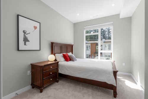 4676 Capilano Road, North Vancouver, BC 