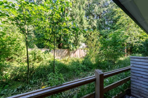 4676 Capilano Road, North Vancouver, BC 