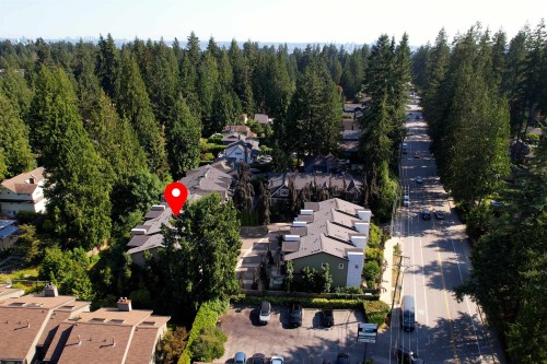 4676 Capilano Road, North Vancouver, BC 