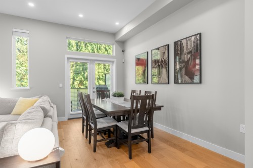 4676 Capilano Road, North Vancouver, BC 