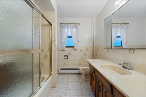 4581 Union Street, Burnaby, BC 