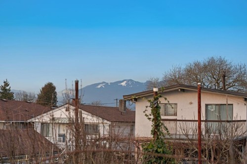 4581 Union Street, Burnaby, BC 