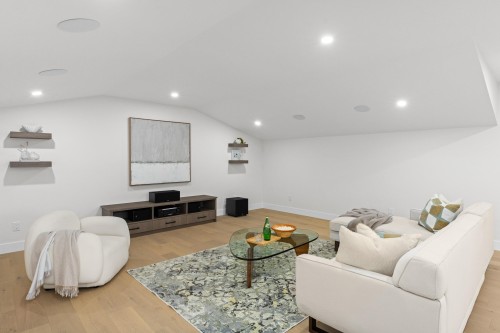 4527 46A Street, Ladner, BC 