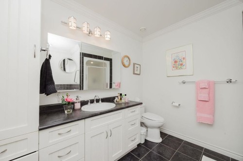 1537 Mccullough Road, Sechelt, BC 