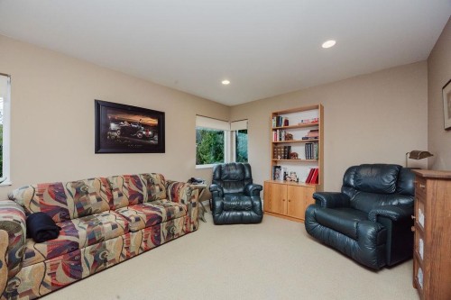 1537 Mccullough Road, Sechelt, BC 