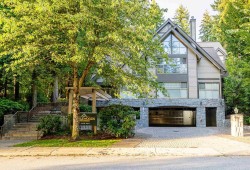 303-180 Ravine Drive  Port Moody, BC V3H 4Z3