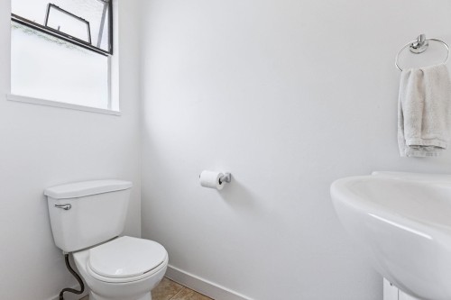 651 17Th Avenue E, Vancouver, BC 