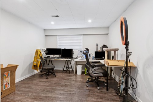 651 17Th Avenue E, Vancouver, BC 