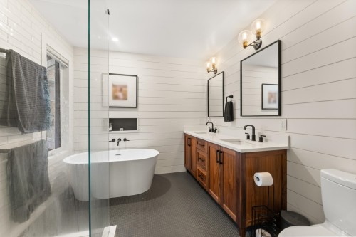 980 Pacific Drive, Delta, BC 