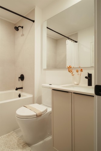 215-3075 Murray Street, Port Moody, BC 