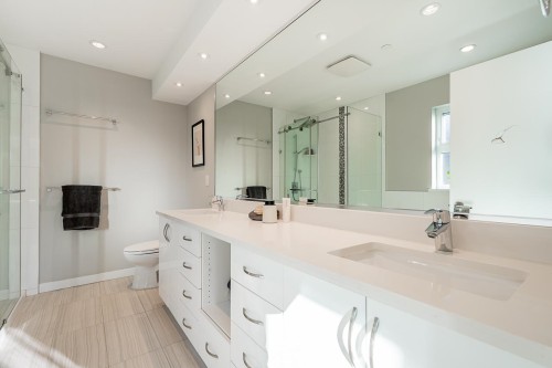 1865 Adanac Street, Vancouver, BC 