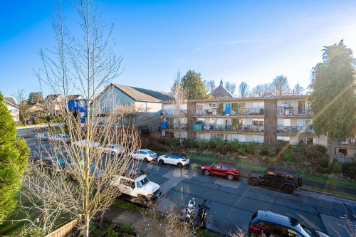 1865 Adanac Street, Vancouver, BC 