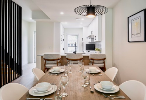 Th10-324 Ridgeway Avenue E, North Vancouver, BC 