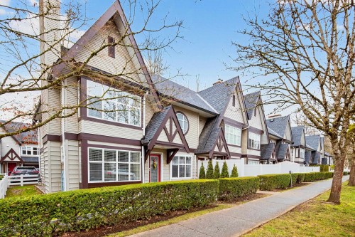 8-11757 236 Street  Maple Ridge, BC V4R 2E4