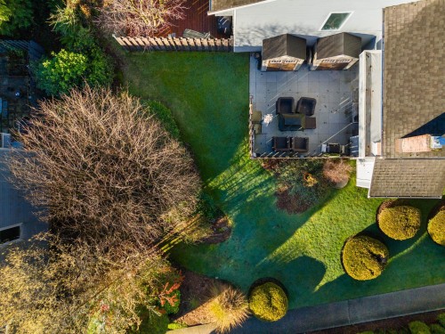 4687 Hoskins Road, North Vancouver, BC 