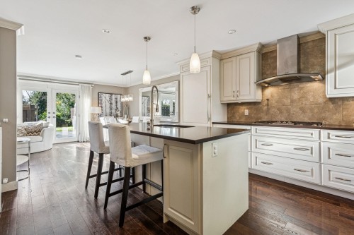 4687 Hoskins Road, North Vancouver, BC 