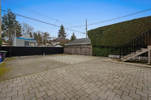 3264 38Th Avenue W, Vancouver, BC 