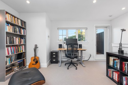 323 7Th Avenue E, Vancouver, BC 