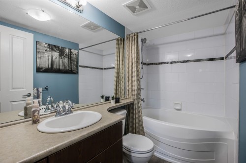 6101-5117 Garden City Road, Richmond, BC 