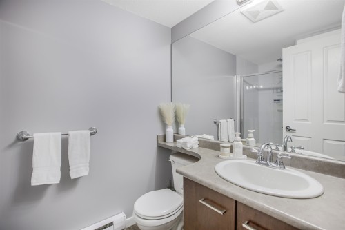 6101-5117 Garden City Road, Richmond, BC 