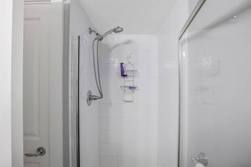 6101-5117 Garden City Road, Richmond, BC 