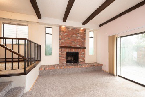 3812 24Th Avenue W, Vancouver, BC 