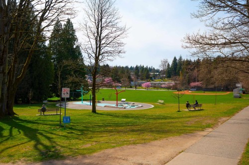 3812 24Th Avenue W, Vancouver, BC 