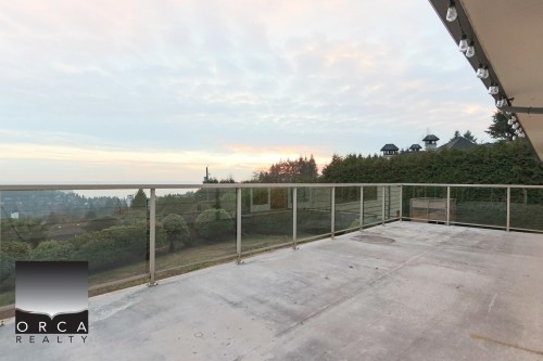 820 Knockmaroon Road, West Vancouver, BC 