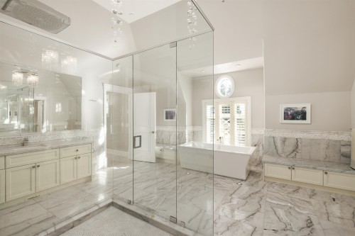 2912 Mathers Avenue, West Vancouver, BC 