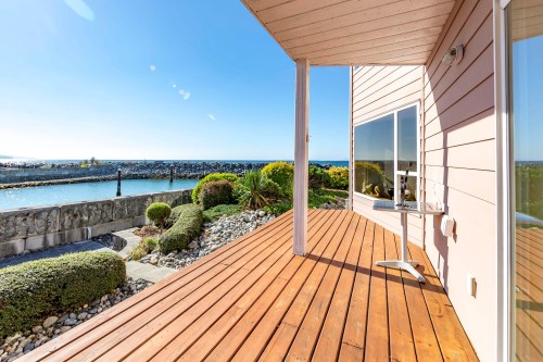 226-1585 Field Road, Sechelt, BC 