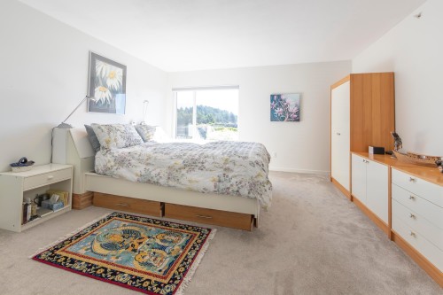 226-1585 Field Road, Sechelt, BC 