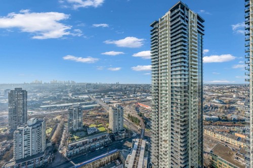 3311-4168 Lougheed Highway, Burnaby, BC 