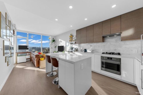 3311-4168 Lougheed Highway, Burnaby, BC 