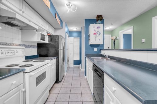 101-22277 122 Avenue, Maple Ridge, BC 