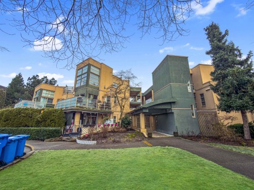 101-22277 122 Avenue, Maple Ridge, BC 