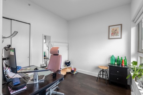 405-2666 Duke Street, Vancouver, BC 