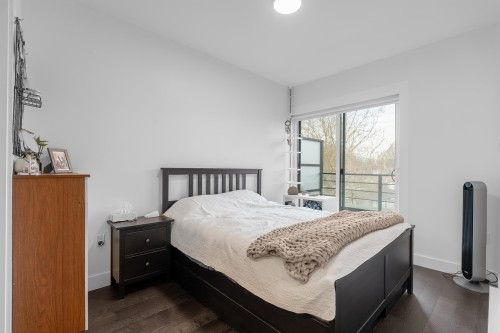 405-2666 Duke Street, Vancouver, BC 