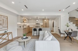 3383 Victoria Drive  Vancouver, BC V5N 4M3