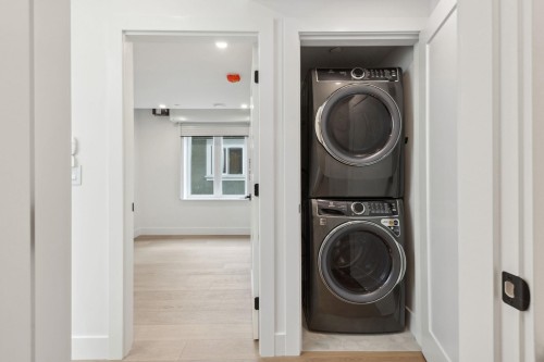 3383 Victoria Drive, Vancouver, BC 