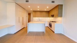 2186 Gilmore Avenue  Burnaby, BC V5C 0N7