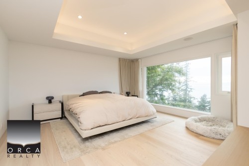 5476 West Vista Court, West Vancouver, BC 