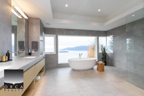 5476 West Vista Court, West Vancouver, BC 