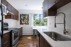 111-2330 Maple Street  Vancouver, BC V6J 3T6