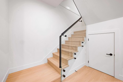 4-5554 Culloden Street, Vancouver, BC 