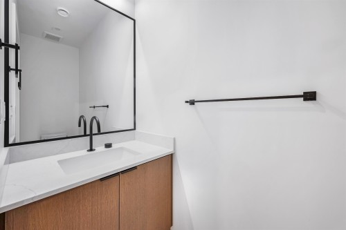 4-5554 Culloden Street, Vancouver, BC 