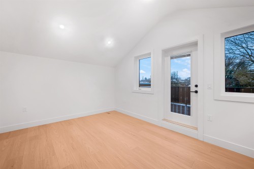 4-5554 Culloden Street, Vancouver, BC 